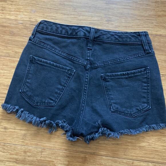 Wild Fable Black Denim Distressed High Rise Shorts, Size 2 - Picture 3 of 6